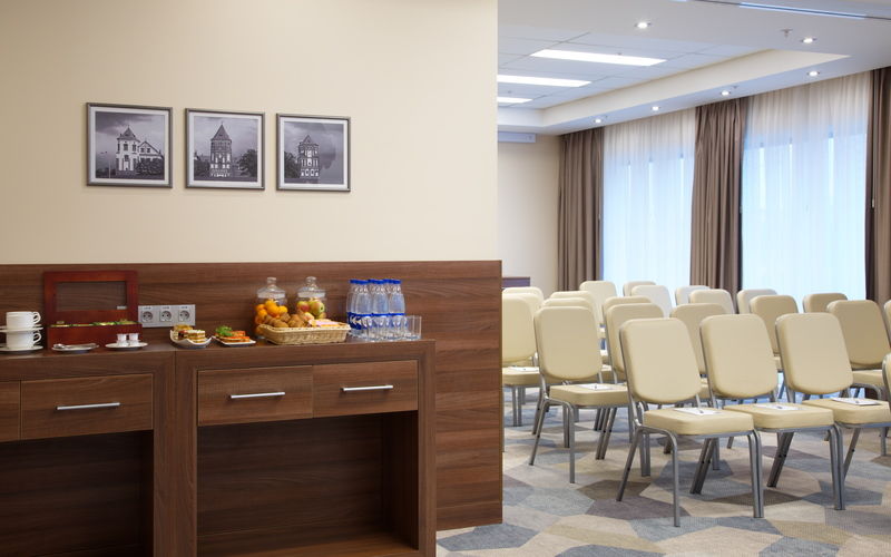 Hampton By Hilton Minsk City Centre Hotel Екстериор снимка