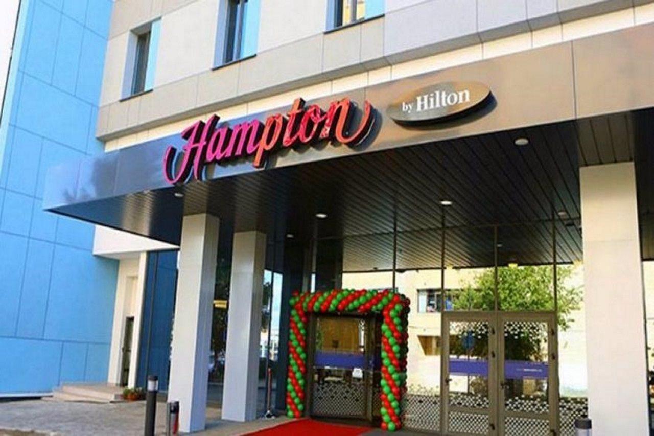 Hampton By Hilton Minsk City Centre Hotel Екстериор снимка