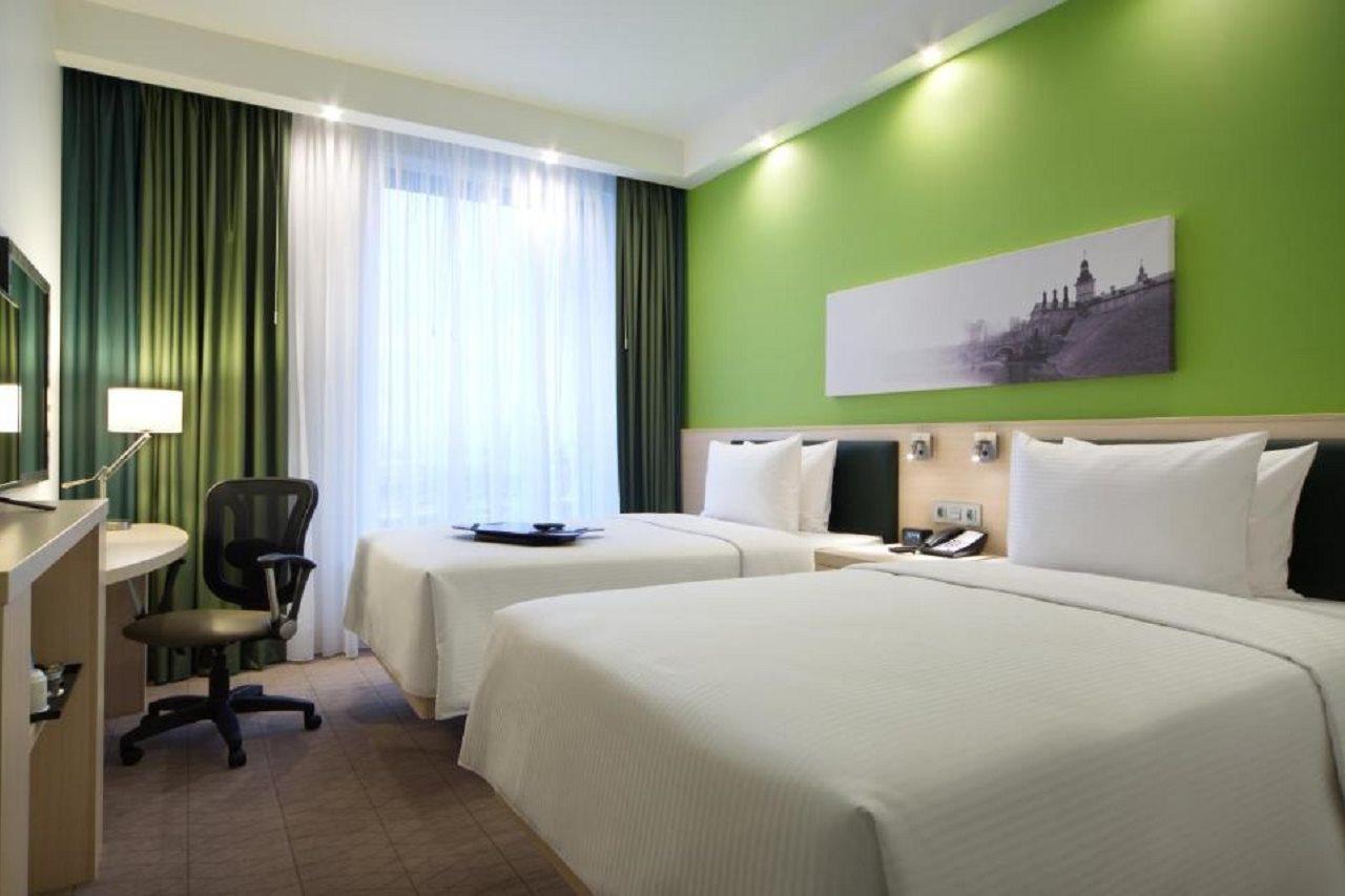 Hampton By Hilton Minsk City Centre Екстериор снимка